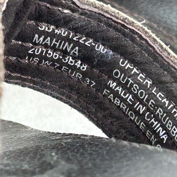 OluKai Mahina Leather Flip Flops US 7 Beige Thongs Sandals Tan Brown  Summer - Picture 11 of 11